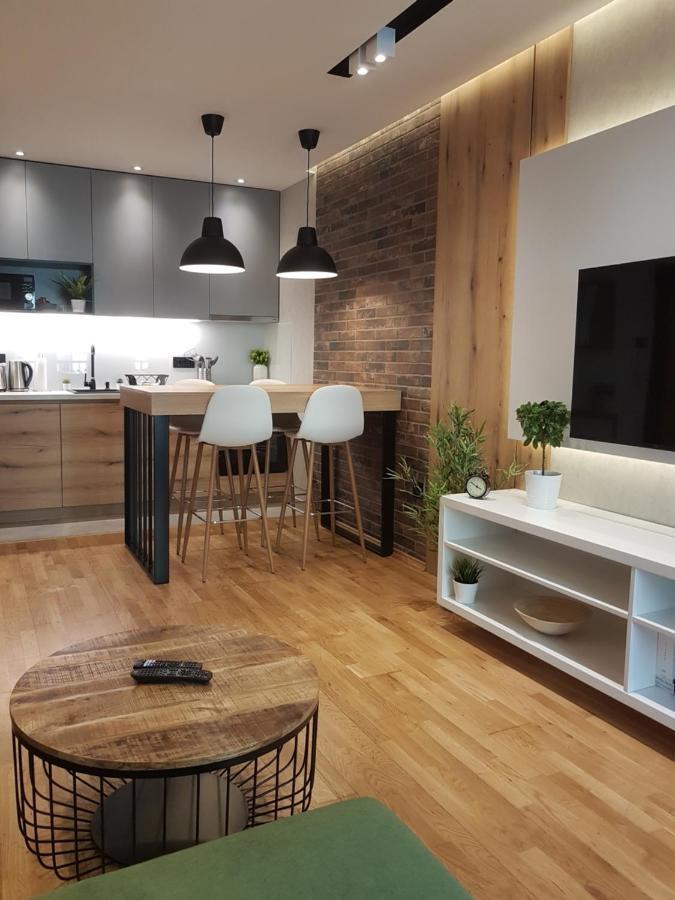Tesla 3 Apartment Novi Sad Exteriör bild