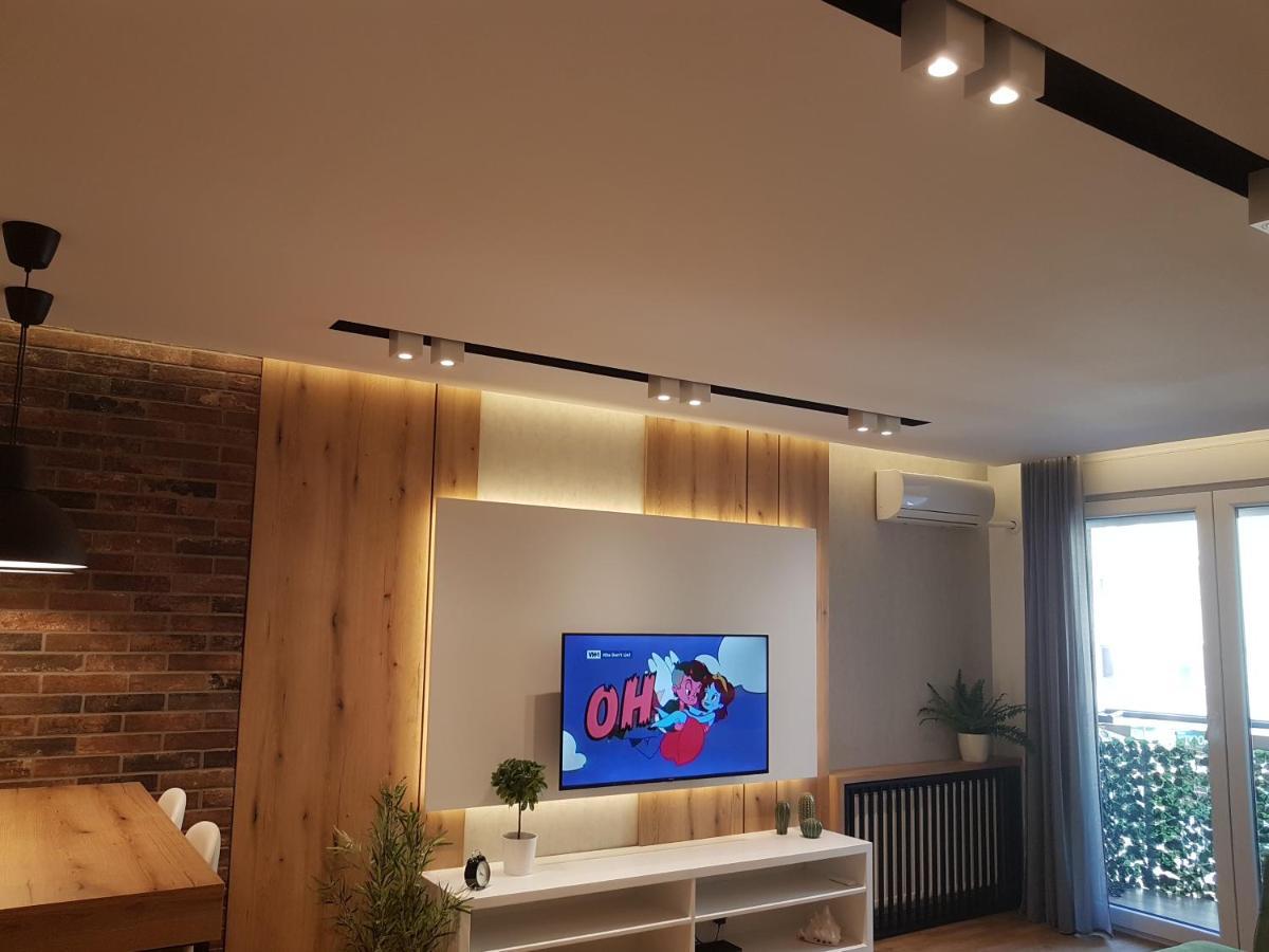 Tesla 3 Apartment Novi Sad Exteriör bild