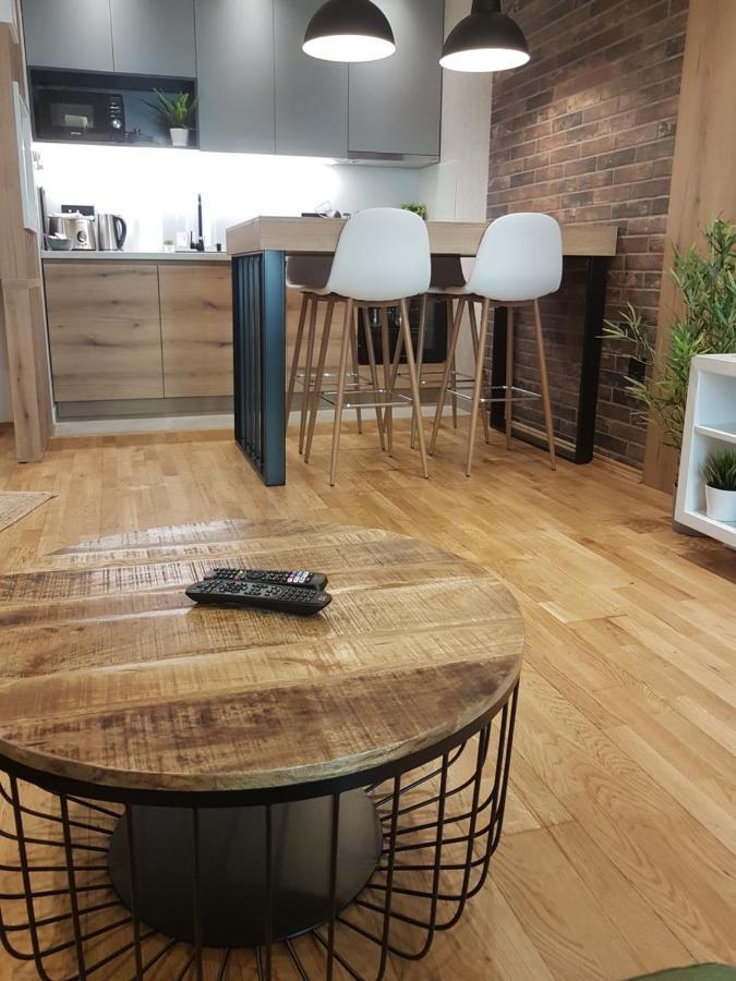 Tesla 3 Apartment Novi Sad Exteriör bild