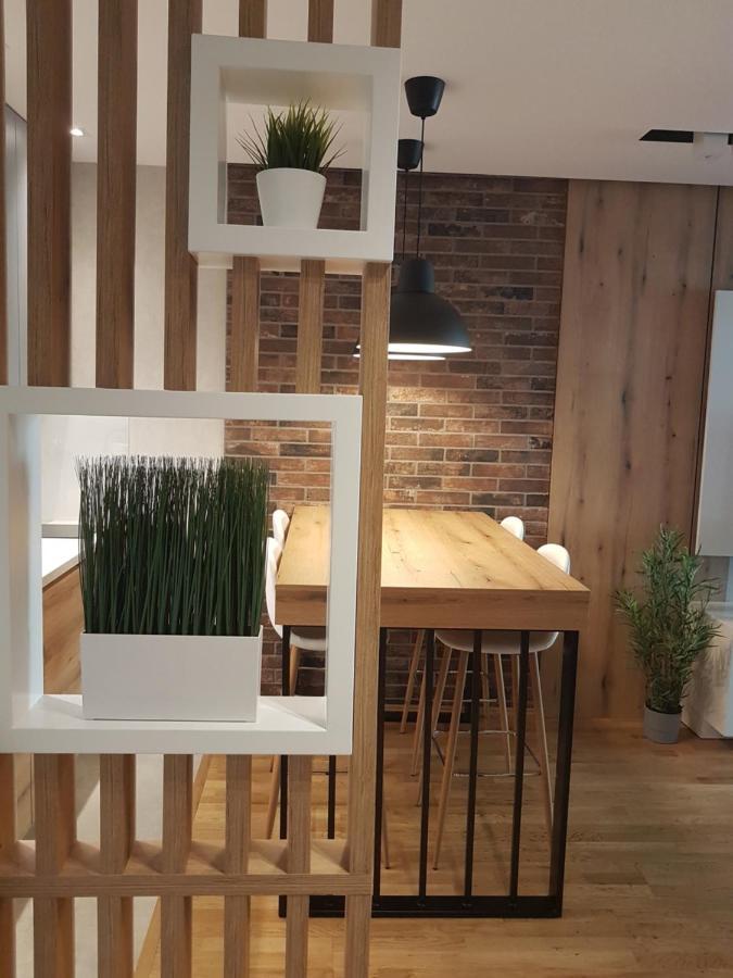 Tesla 3 Apartment Novi Sad Exteriör bild