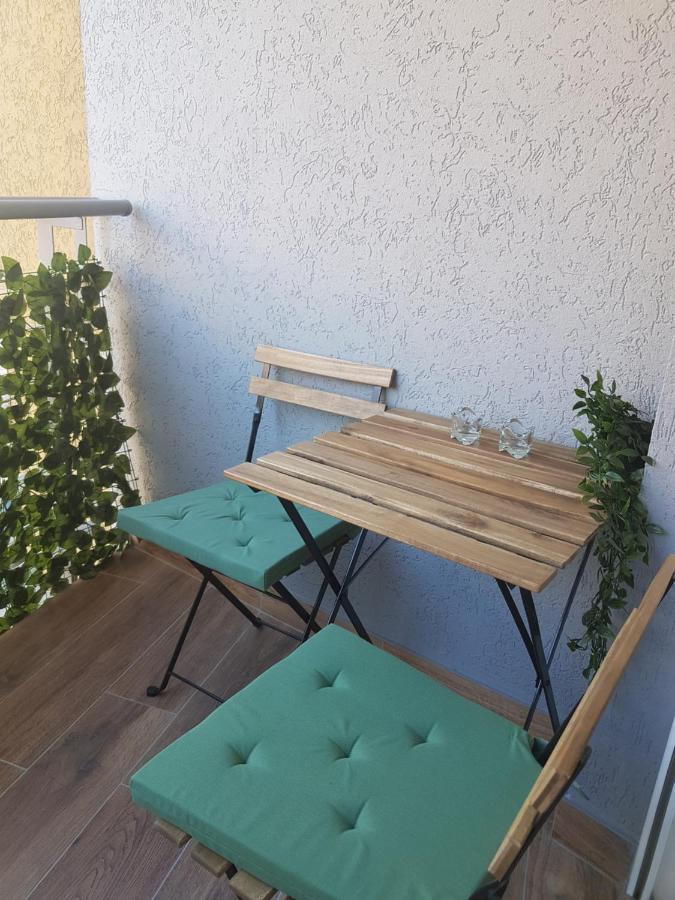 Tesla 3 Apartment Novi Sad Exteriör bild