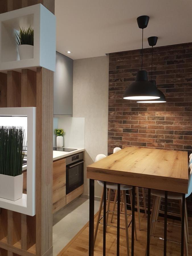 Tesla 3 Apartment Novi Sad Exteriör bild