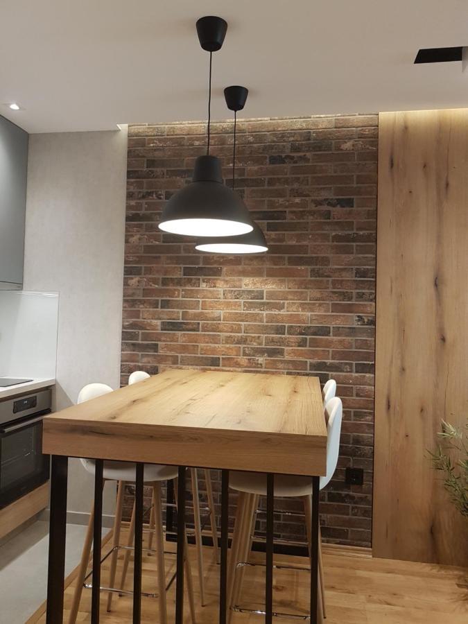 Tesla 3 Apartment Novi Sad Exteriör bild
