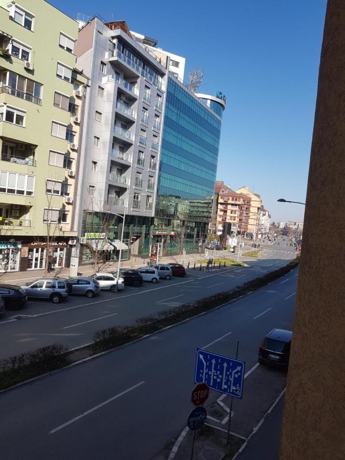 Tesla 3 Apartment Novi Sad Exteriör bild
